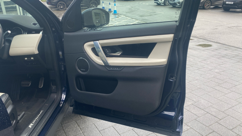 Land Rover Discovery Sport 2.0 D200 R-Dynamic SE 5dr Auto Diesel Station Wagon